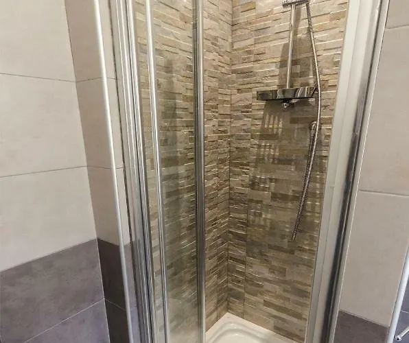 Residenza Irnerio Appartement *